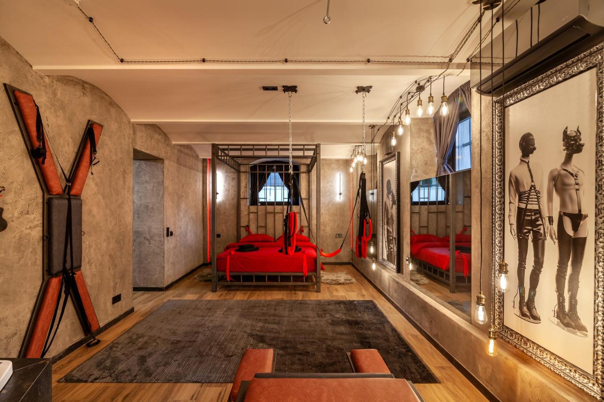 Royal Hot Jucuzzi Apartment Lviv Dış mekan fotoğraf